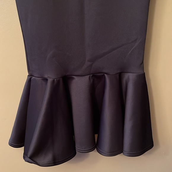 Pretty Little Thing Mermaid Style Skirt - Picture 4 of 12